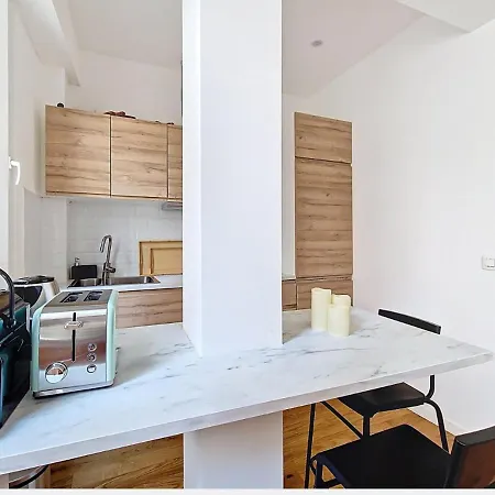Nestor&jeeves - Golden Square - Near Promenade Des Appartement